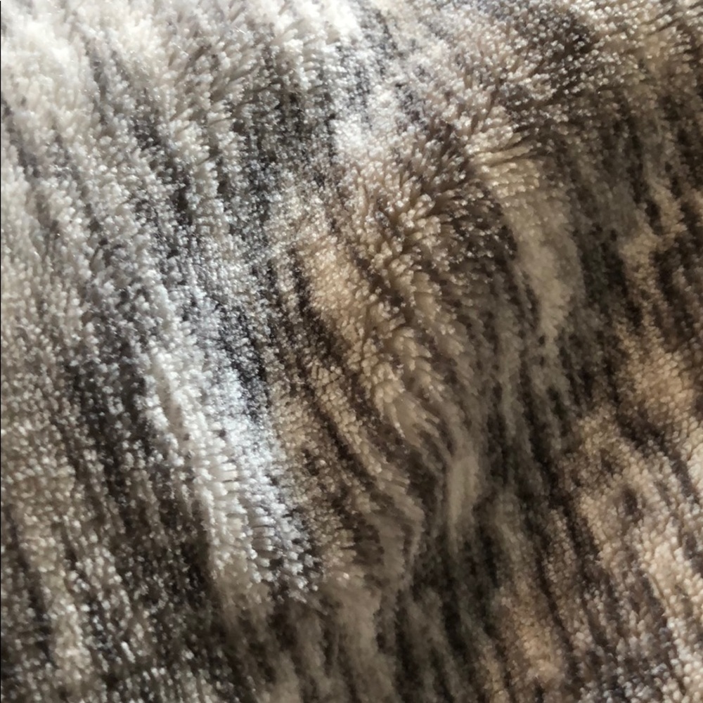 Meet your Posher, Anita